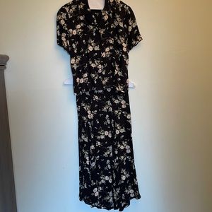 Kasper blouse and skirt floral set